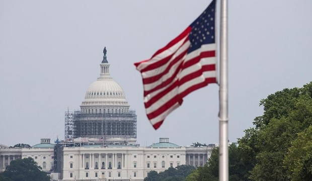 Amerîka dorpêçê danî ser welatekî dinê