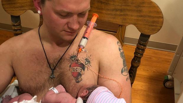 Ji ber hevjîna wî nexwes ket wî sîr da zaroka xwe