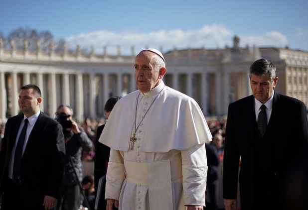 Papa’dan piyasalara sert uyari, “Ahlaki degil”
