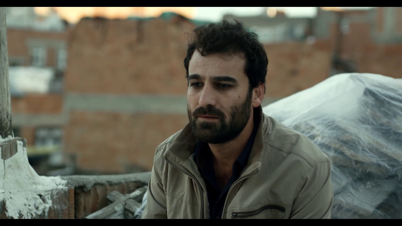 Fîlma bi Zazakî ya bi navê “Hewno Bêreng” di carekê de 6 xelat wergirt