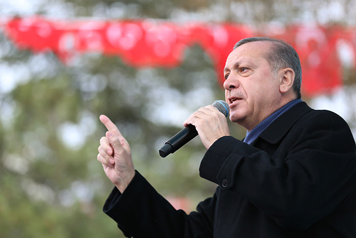 Erdogan: Her tarafindan buram buram fasizm akan bu partinin devri yakinda kapanacaktir