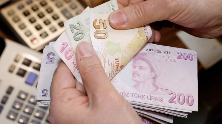 Türk Lirasi'nda tarihi gerilime: Paranin degeri...