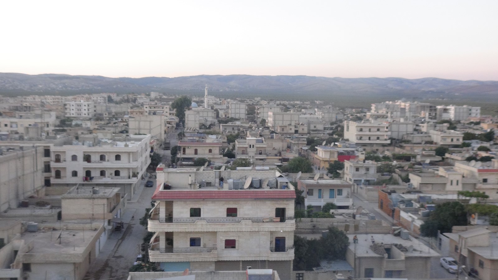 Artêsa Azad a Sûriyê: Em gehistina navenda Cindirêsê