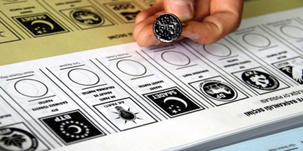 AKP'den 'Kürt seçmeni iknaya yönelik' özel hamleler