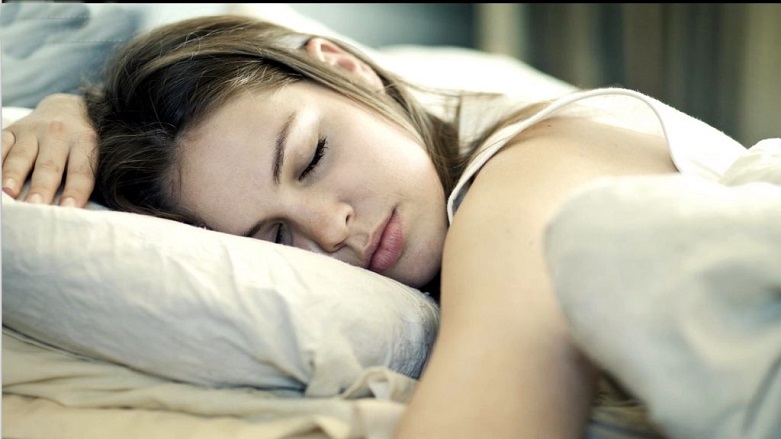 Kalitesiz uyku vücuttaki tüm dengeyi bozuyor