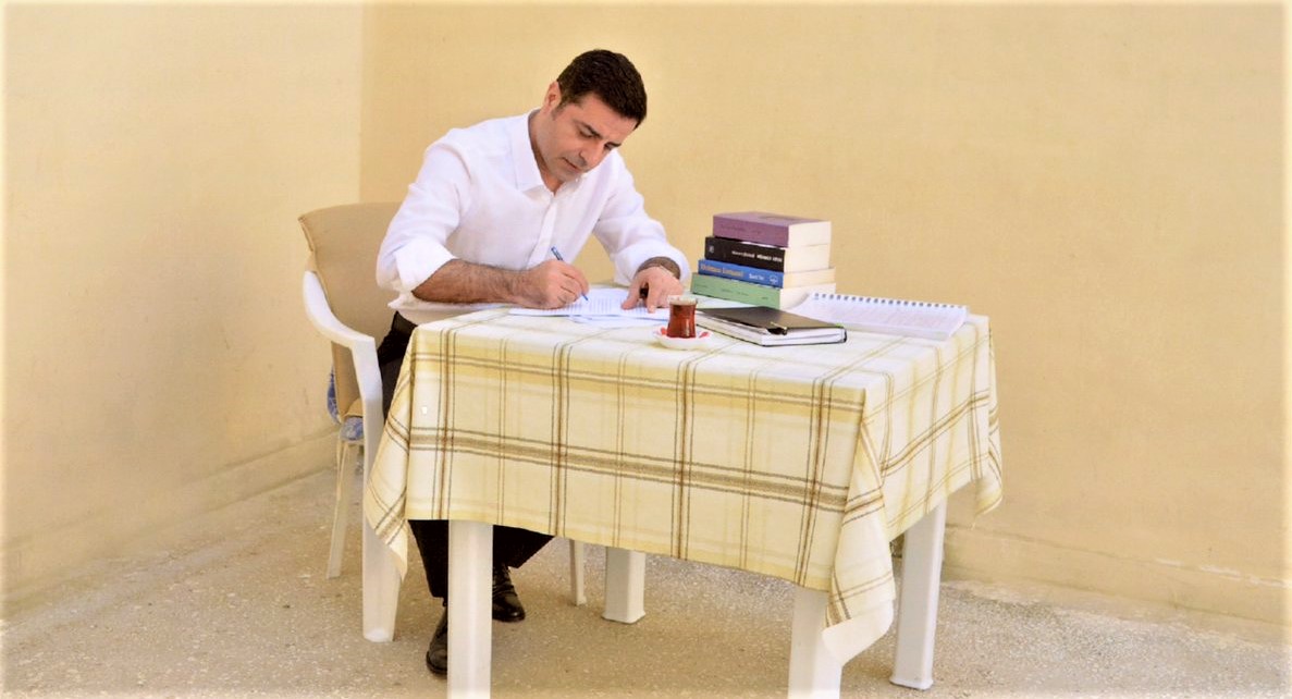 Demirtas, “Cumhurbaskani adaylarina üzülüyorum”