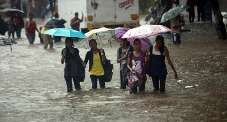 Li Hindistanê lehî rabû: Herî kêm 134 kes mirin