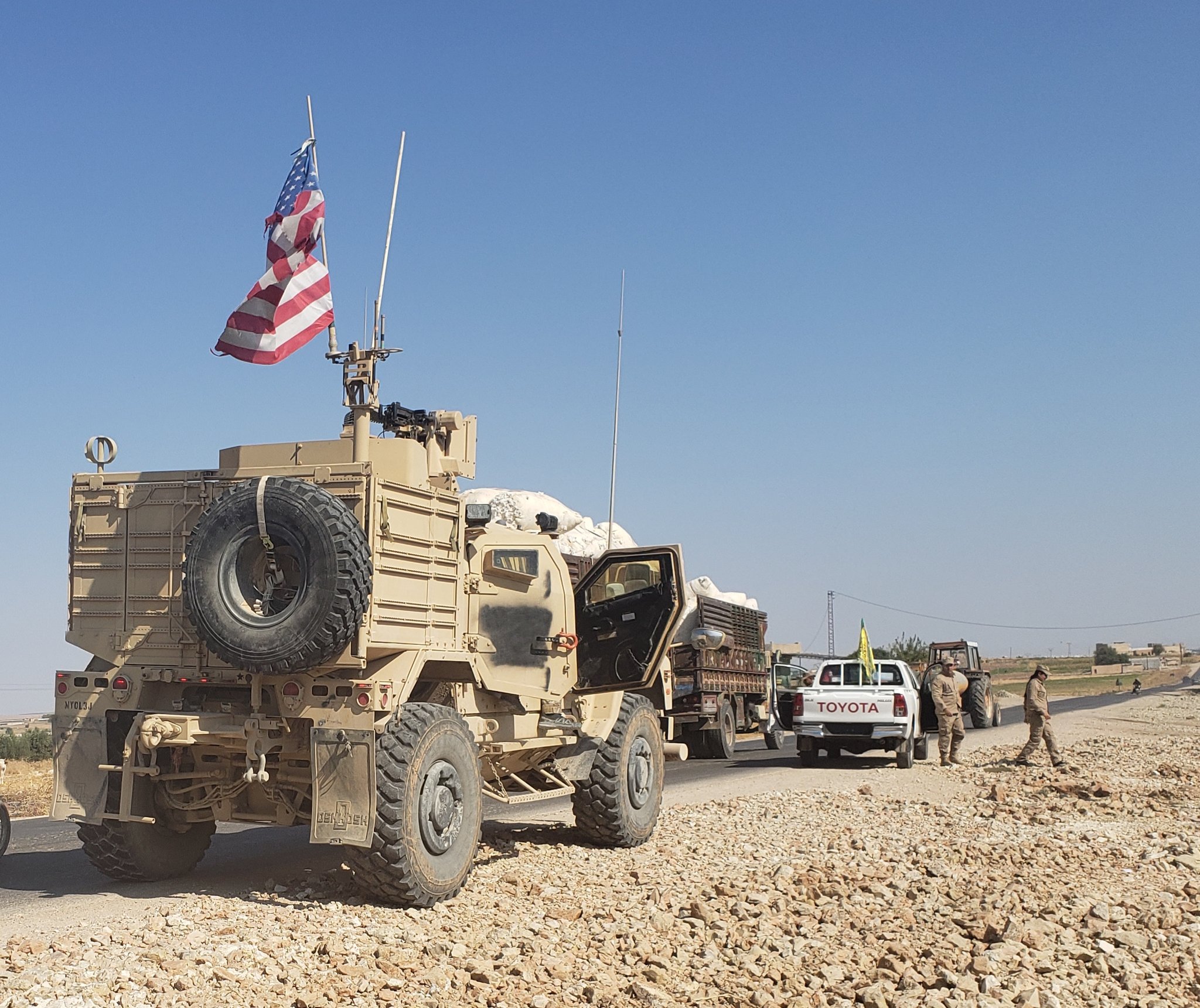 VIDEO | Bi dewriyeya dawî ya Amerîkayê re HSDê xalên sînor teslîm kirin