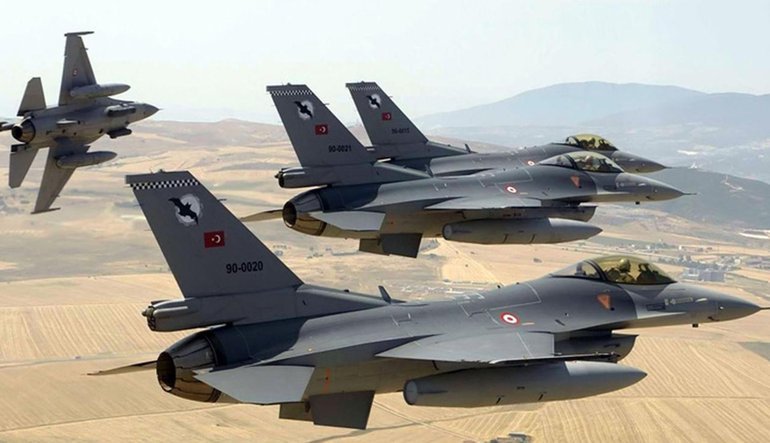 Balafirên Tirkiyê êrîsî Serêkaniyê û Girê Spî dikin