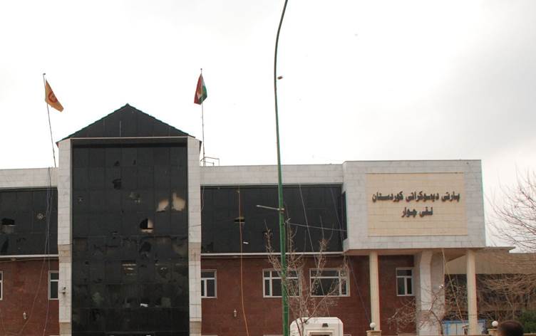 Kesên gule bi ser baregeha PDKê de resandibûn hatin girtin