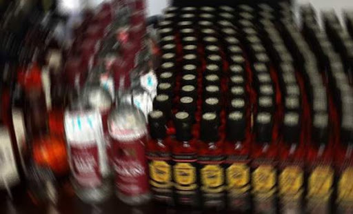 Li Îranê 44 kes ji vexwarina alkola bo basbûna vîrûsa koronayê mirin