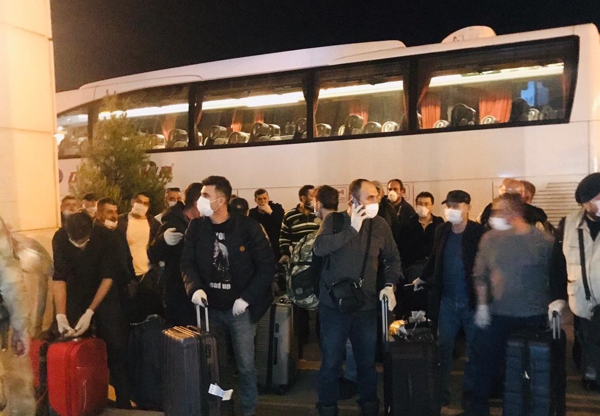 Hemwelatiyên Tirkiyê yên ji Iraqê hatin vegerandin li Batmanê xistin karantînayê