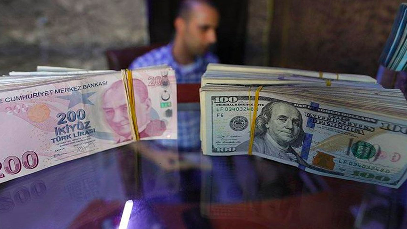 Her ku diçe nirxe Lîreyê Tirkiyê li hember Dolar kêm dibe