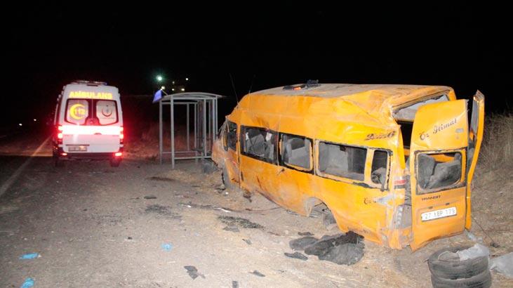 Mînîbusa koçberan qeza kir: 1 mirî û 8 birîndar