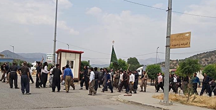 Mirîdên Kesnezanî bê kontrol derbasî Basûr bûn, hêzên Îranê 4 kes kustin