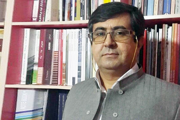 Helbestvanê Kurdê Rojhilat ji nexwesiya vîrusa korona can da