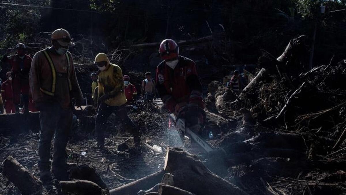 Erd heziya û herî kêm 9 kes mirin