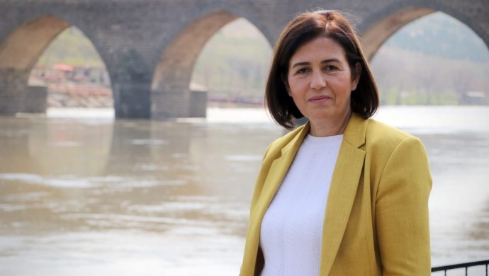 Saredara Sûrê ku qeyûm danîbûn sûna wê hat berdan