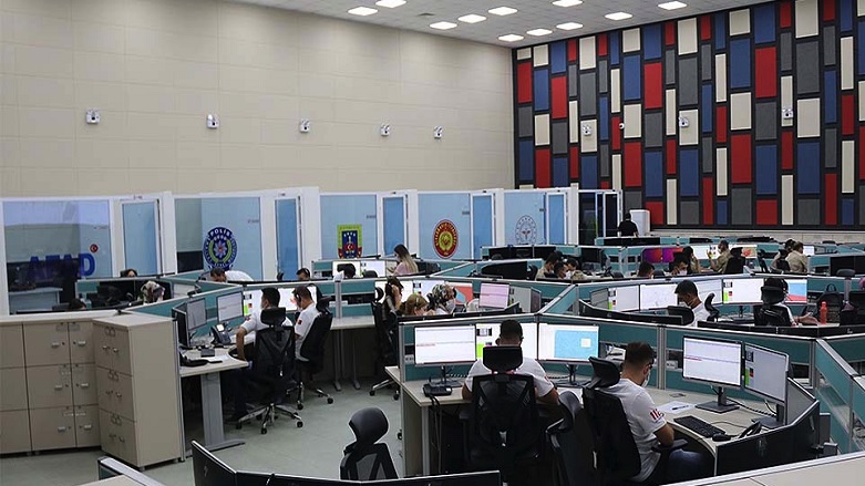 Li Diyarbekirê jimareya 112 êdî Kurdî jî alîkariyê dide