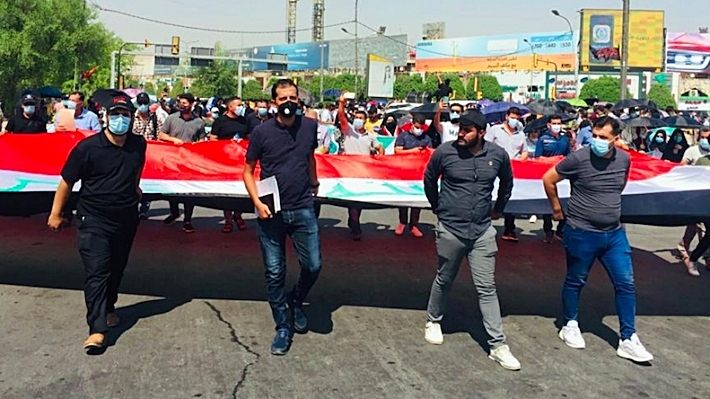 Ciwanên iraqî bi daxwaza kar derketin qadan û rêyên sereke yên Bexdayê girtin