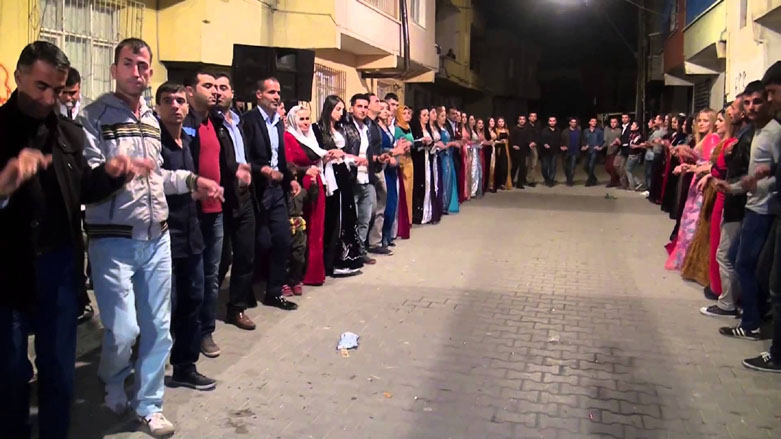 Hemû cûreyê sahiyan li Bakurê Kurdistanê û li Tirkiyê hat qedexekirin