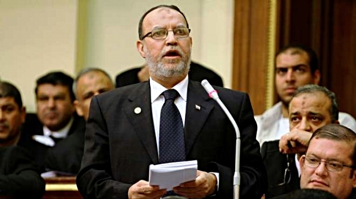 Berpirsekî pilebilind ê Îxwanê li girtîgeheke Misrê mir