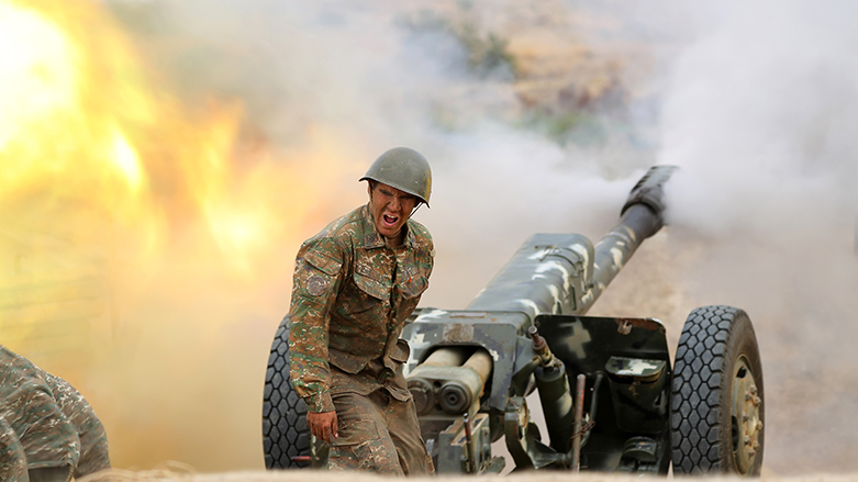 AFP: Azerbaycan paytexta Qerebaxê bi tundî topbaran dike