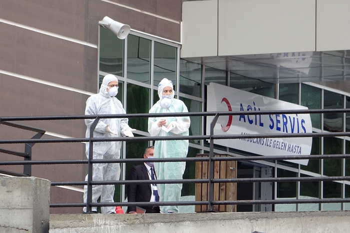 Li Enqerê 943 karmendên tenduristiyê bi koronayê ketine