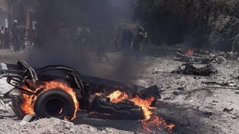 Li Serê Kaniyê wesayîtek bombekirî teqiya: Kustî û birîndar hene