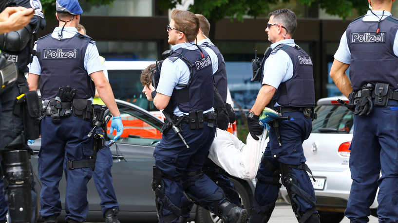 Li Switzerlandê 4 kes bi tohmeta endamtiya DAIS û El Qaîdê hatin girtin