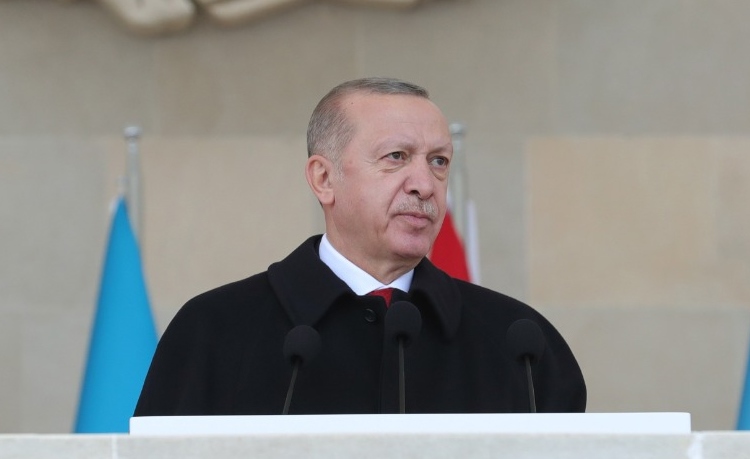 Erdogan: Em ê tedbîr û qedexeyan ji Adarê ve rakin û vegerin jiyana normal