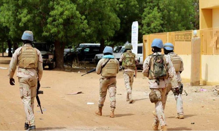 Li dijî nûnertiya Neteweyên Yekbûyî êrîsa çekdarî: 20 leskerên hêza astiyê birîndar bûn