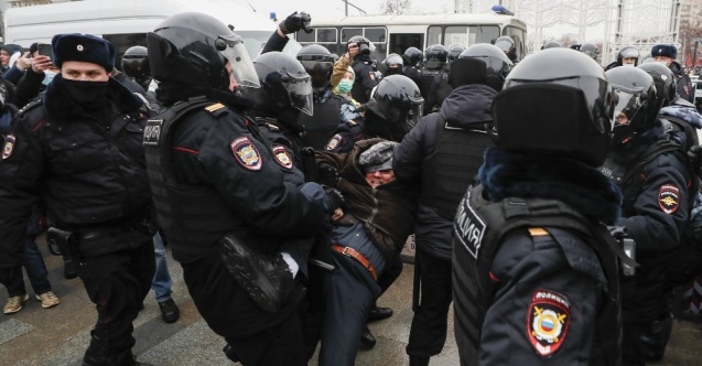 Amerîka ji ber destwerdana tund ya li rojnamevan û xwepêsanderan Moskowê sermezar kir