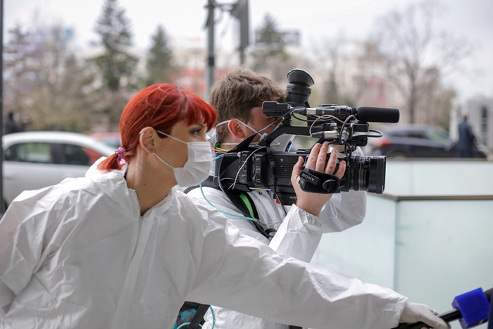 Li 59 welatan zêdetirî 600 rojnamevan ji koronayê mirin