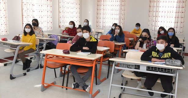 Pistî 15 ê nîsanê xwendevan naçin dibistanan