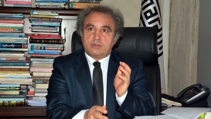 Mamoste Prof. Dr. Kadrî Yildirim koça dawî kir
