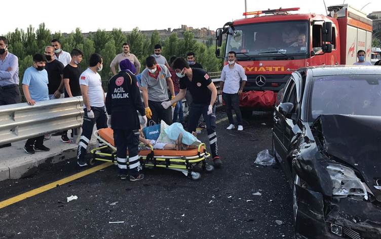 Li Diyarbekirê qeza çêbû: 4 birîndar