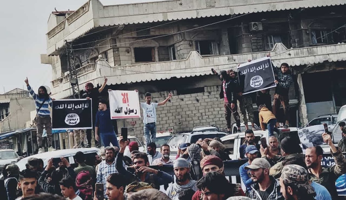 SOHR: Li Serê Kaniyê 4 emîrên DAISê di nav çekdarên girêdayî Tirkiye de bicih bûne