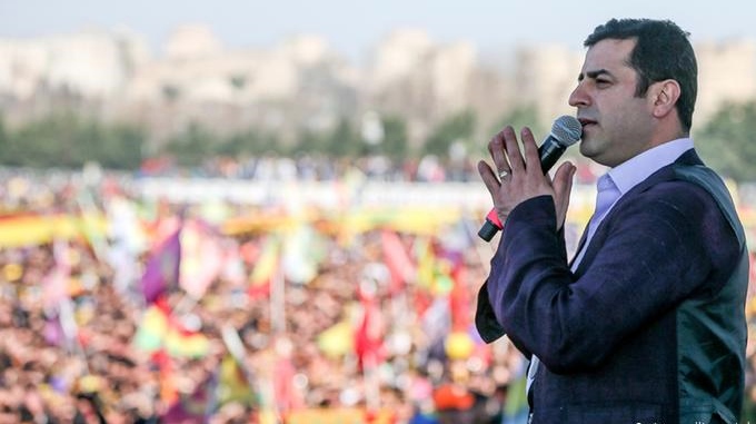 Dadgeha Bilind a Tirkiyê cezayê bo ‘axaftina Newrozê’ ya Demirtas pesend kir