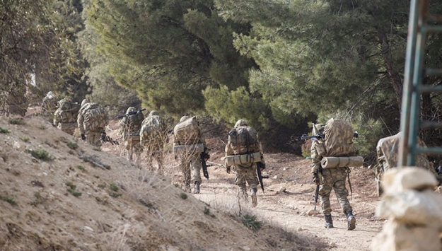 Li herêma Efrînê ya Rojavayê Kurdistanê leskerekî Tirkiyê hat kustin
