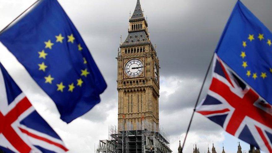 Parlamentoya Ewropa pistî Brexitê yekem peymana ligel Brîtanyayê pesend kir