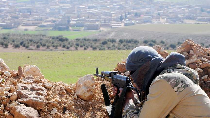 Çekdarên girêdayî Tirkiyê li Minbicê êrîsî HSDê kirin