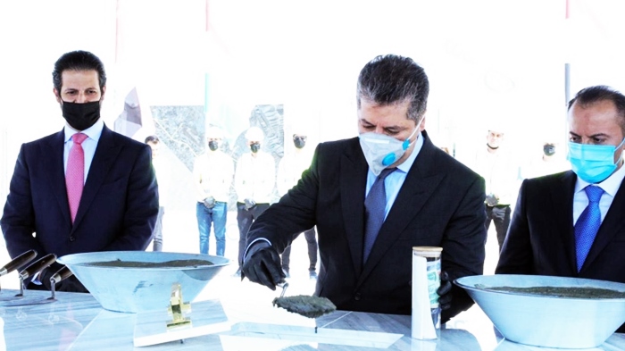 Serokwezîr Barzanî li Silêmaniyê kevirê bingeha projeyeke bi 122 milyon dolaran datîne