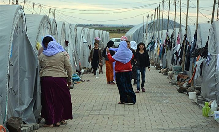 Emîn: Koçberên Singalê ji ber tirsa komên çekdar nikarin vegerin malên xwe