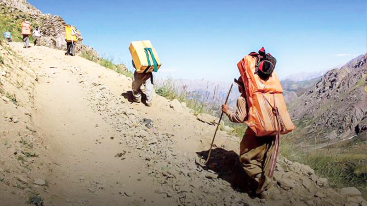 Di êrîsa pasdarên Îranê de 2 kolberên Kurd birîndar bûn