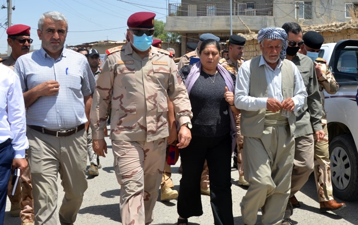 Sanda ewlehiya Iraqê serdana Mexmûrê kir