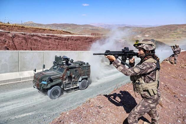 Avakirina dîwarê sînorê navbera Bakûr û Rojhilatê Kurdistanê dewam dike