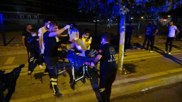 Bi sîlihan êrîsê ser 2 xortan kirin û reviyan