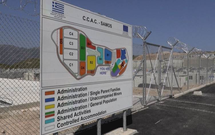 Yekîtiya Ewropa li 5 giravên Yûnanistanê kampên nû yên koçberan ava dike