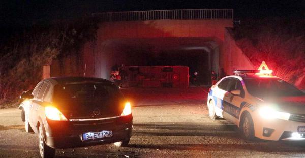 Mîdîbusa leskeran hildigirt wergeriya û 14 lesker birîndar bûn